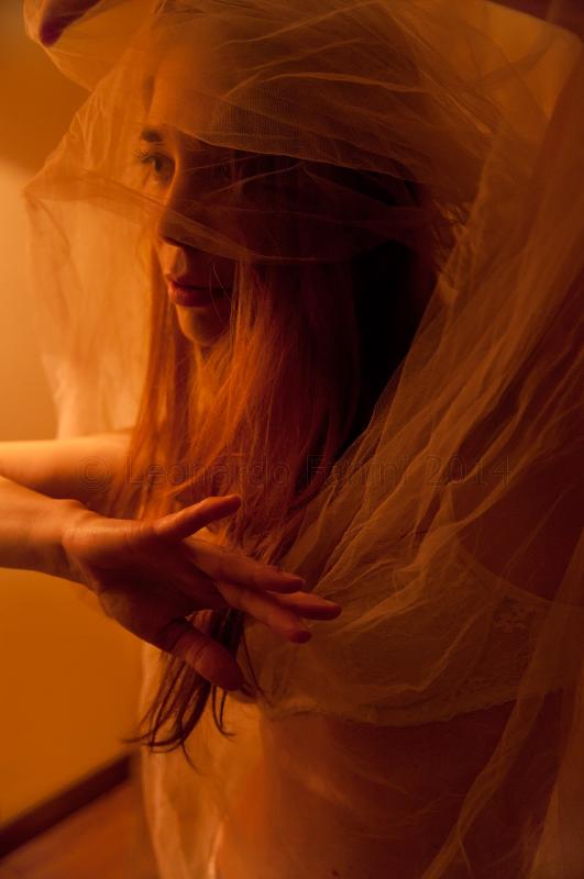deep in the dance ritratto in luce naturale durante una scena di danza